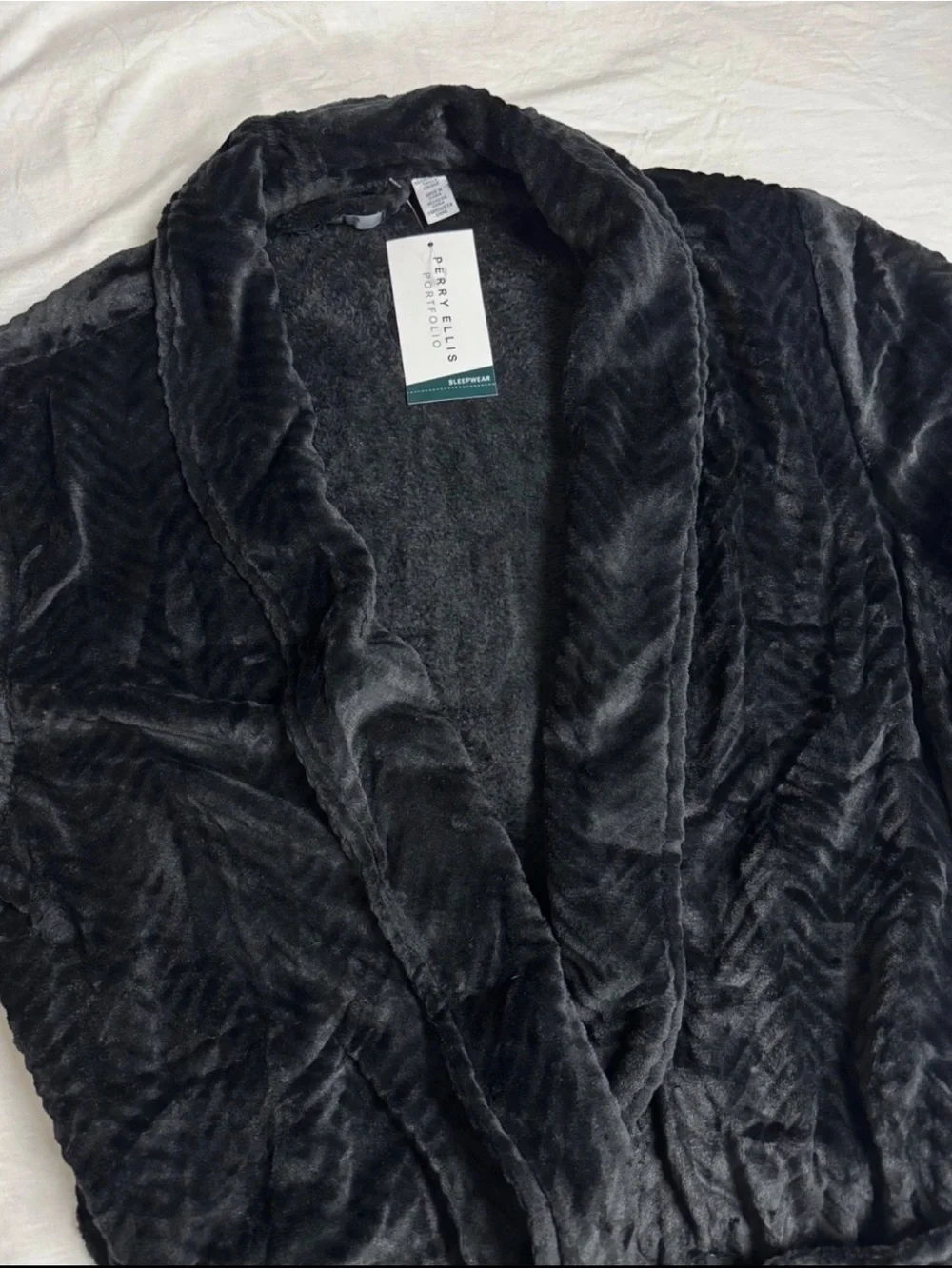 Perry Ellis Men's Herringbone Textured Soft Fleece Robe Black NEW O/S